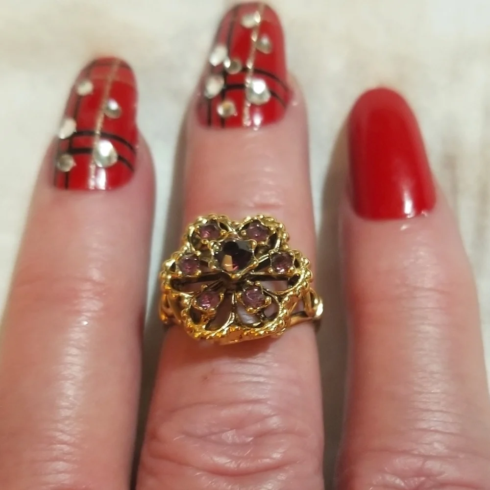 Vintage lovely 18kt